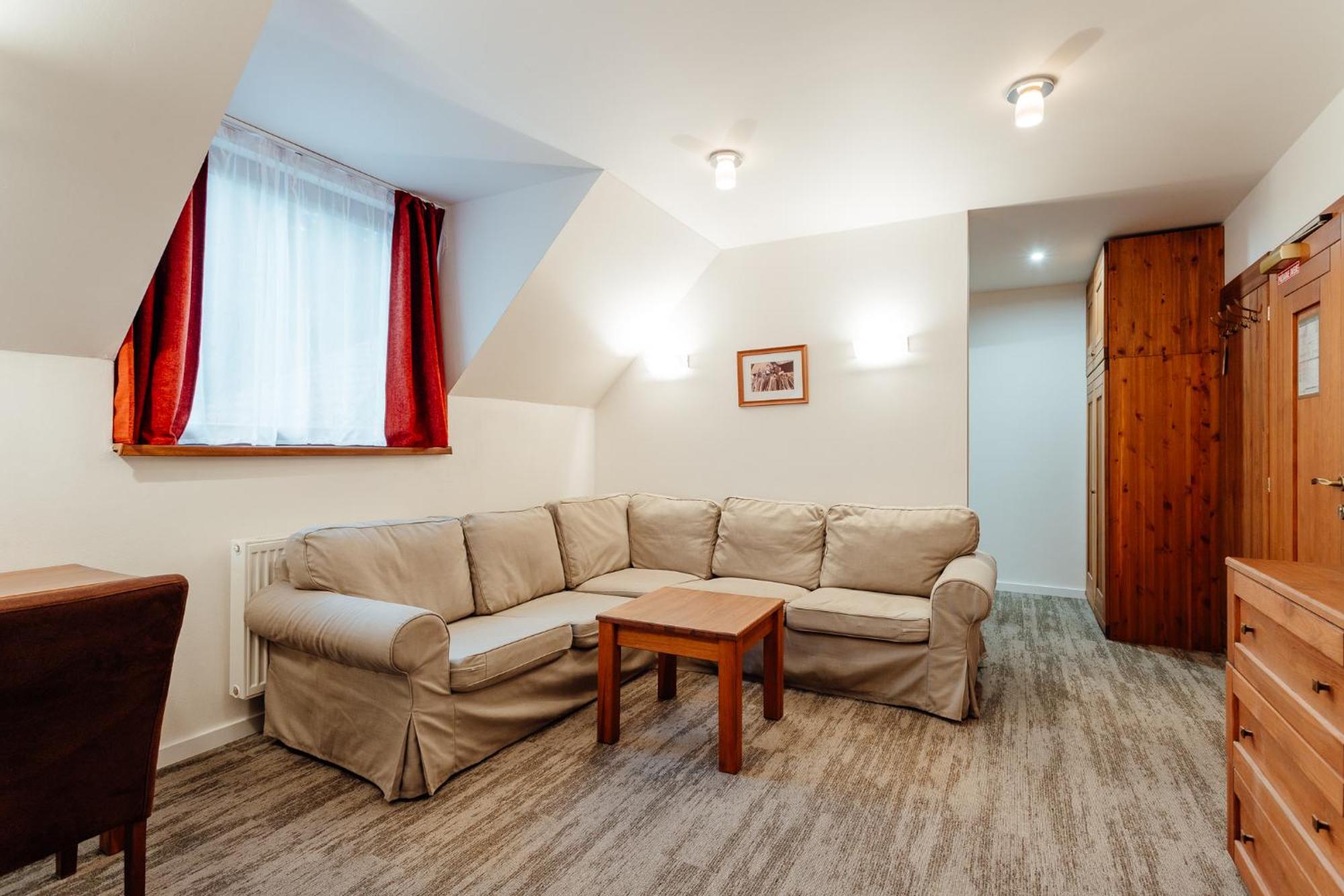 דמנובסקה דולינה Hotel Mikulasska Chata מראה חיצוני תמונה