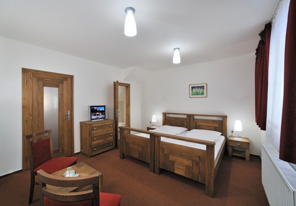 דמנובסקה דולינה Hotel Mikulasska Chata מראה חיצוני תמונה